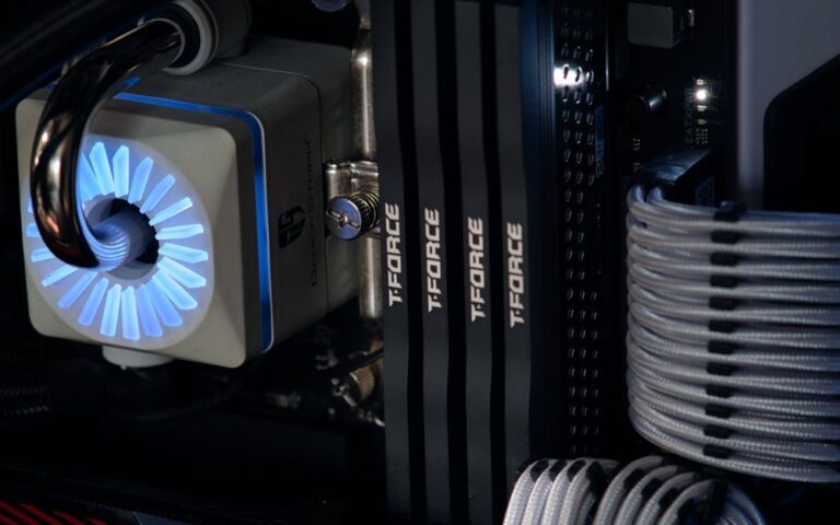 découvrez comment optimiser la ram pour une expérience gaming fluide et performante sur windows 11. astuces et conseils pour améliorer vos jeux.
