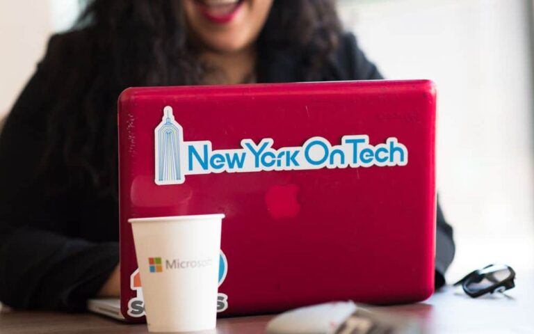 découvrez microsoft office 2024, la suite bureautique innovante offrant des outils performants pour améliorer votre productivité au travail et à la maison.